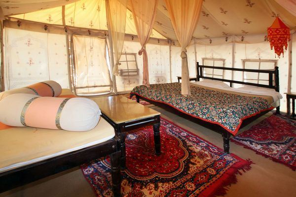 Camp E Khas